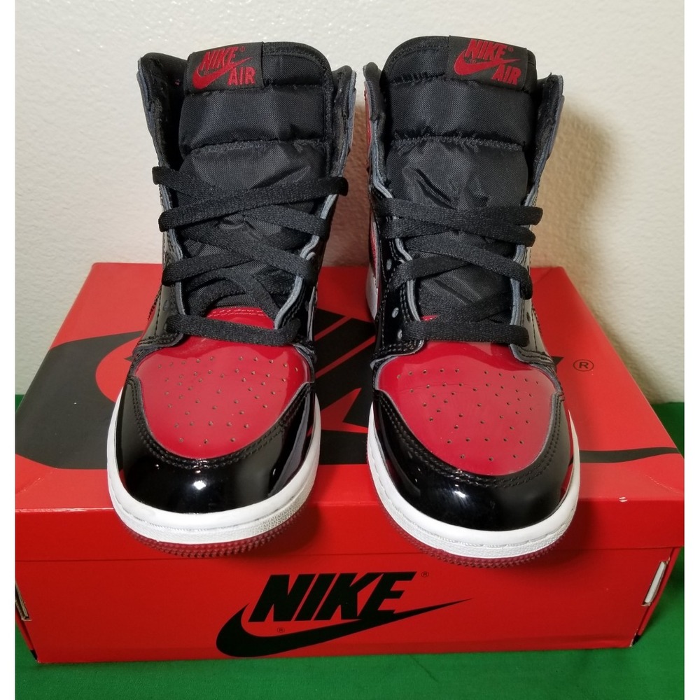 Air Jordan 1 Retro High OG GS Patent 1985 Bred Colorway 575441-063 Size 5Y